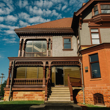 1861 Mansion Exterior Restoration