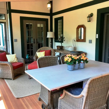 3 Season Screened Porch Addition / Ann Arbor: Highland Road