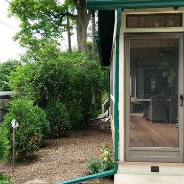 3 Season Screened Porch Addition / Ann Arbor: Highland Road