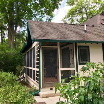 3 Season Screened Porch Addition / Ann Arbor: Highland Road