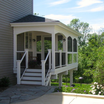 A Screened Porch Replaces an Old Deck