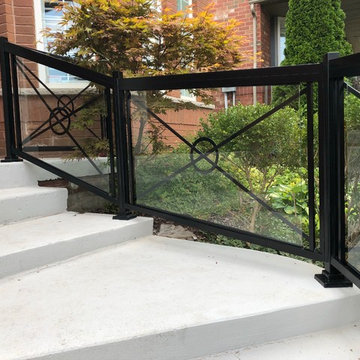 Aluminum and Glass Porch Railings - 131