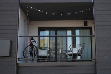 Inspiration for a modern porch remodel in Denver