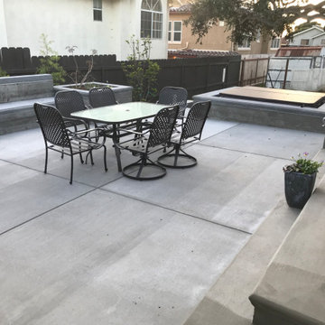 Arroyo Grande concrete bench and planters
