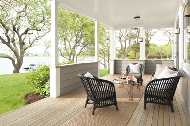 Inspiration for a country porch remodel in Orlando