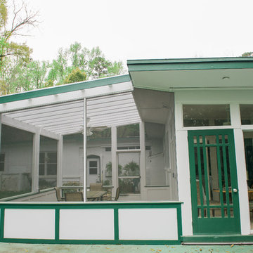 Betton - Screen Porch