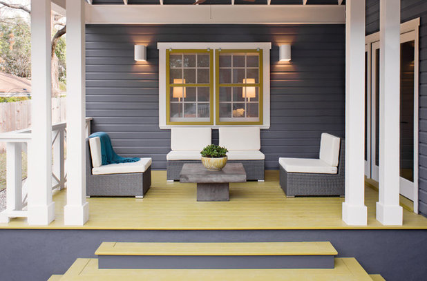 Transitional Porch by Texas Construction Company