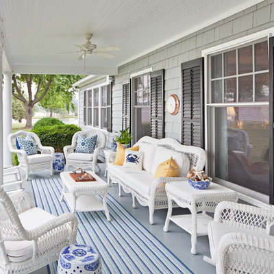 Classic porch idea in Baltimore with a roof extension