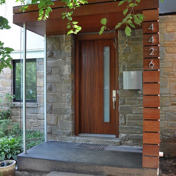 Cavalcanti Entry Porch