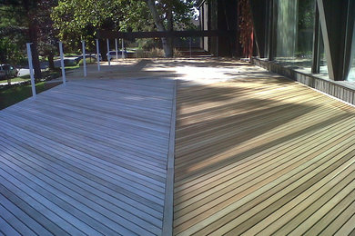 Cedar 2x4 on edge deck