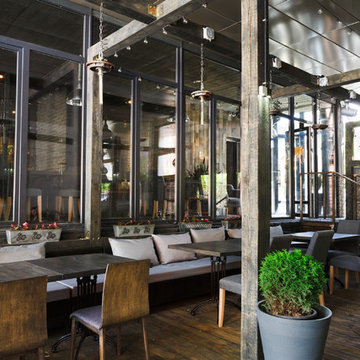Commercial Modern + Industry Restaurant- Los Angeles