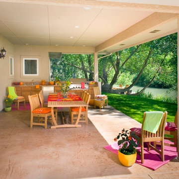 Covered Kitchen and Patio