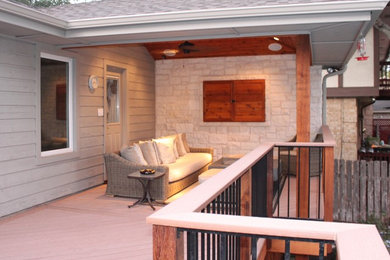 Inspiration for a contemporary porch remodel in Austin