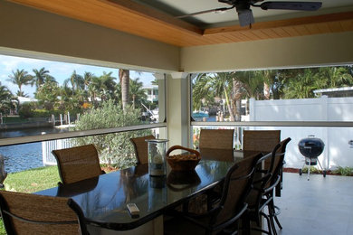 Elegant porch photo in Miami