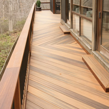 Deck house deck