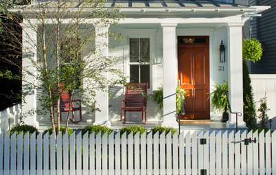 Houzz Tour: Historic Charm Restored to a Dilapidated Coastal Home