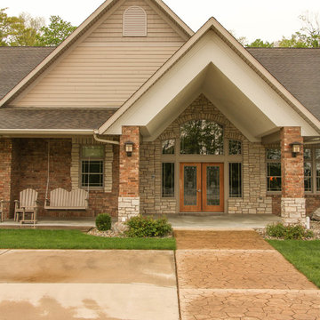 Expansive Front Entry