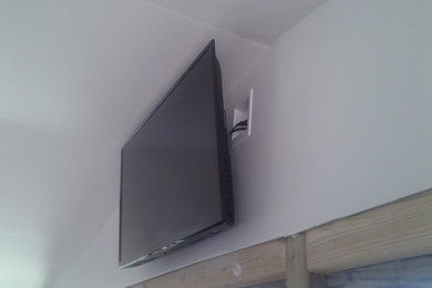 Flat Screen TV install