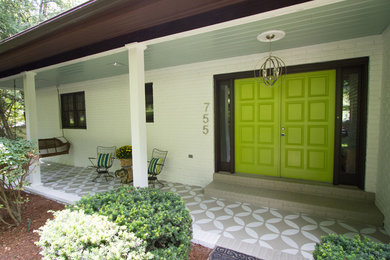 Inspiration for an eclectic porch remodel in Nashville