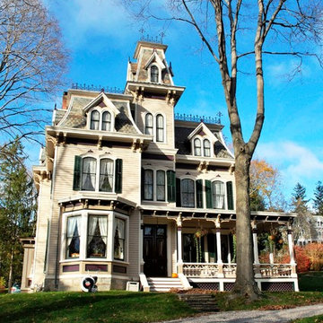 Gingerbread Victorian Mount Kisco