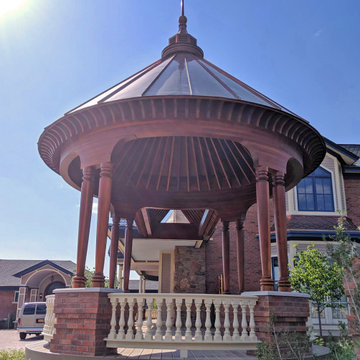 Hardwood Porch Railing and Round Gazebo Balustrade