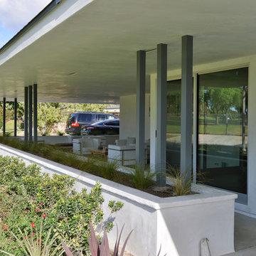 Lakewood Modern Residence