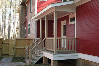 This is an example of a traditional porch design in Richmond.