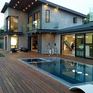 Modern Backyard