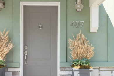 Inspiration for a farmhouse porch remodel in Toronto