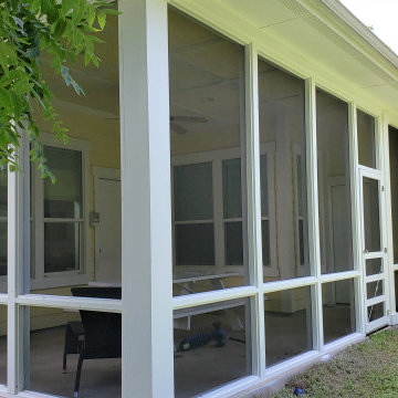 North Austin Screened Room in Hyde Park