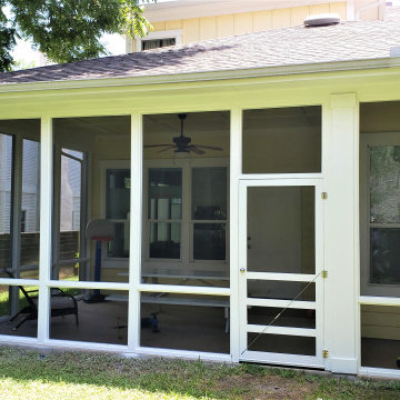 North Austin Screened Room in Hyde Park