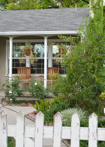 Traditional Porch by Sarah Greenman