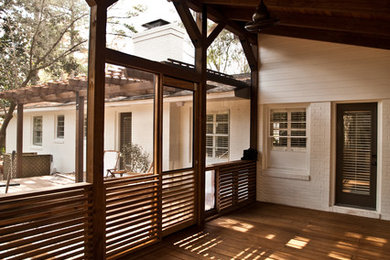 This is an example of a contemporary porch design in Wilmington.