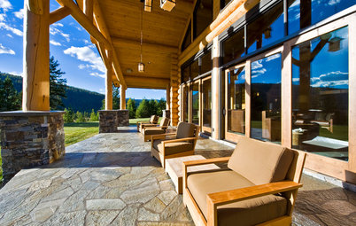 Houzz Tour: A Luxurious Log Home in the Canadian Mountains