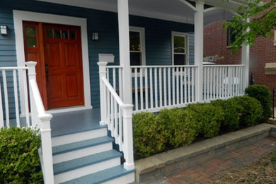 This is an example of a porch design in Chicago.