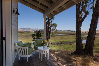 Petaluma Guest House Porch & View