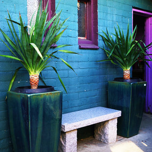 Eclectic porch photo in Los Angeles