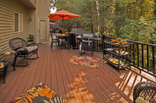 Traditional Deck by Paradise Restored Landscaping & Exterior Design