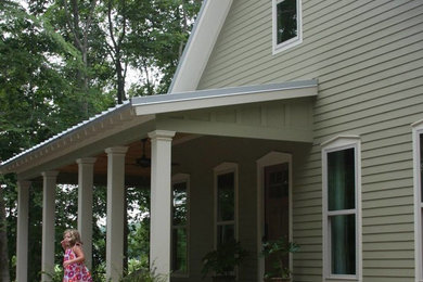 Inspiration for a timeless porch remodel in Jackson