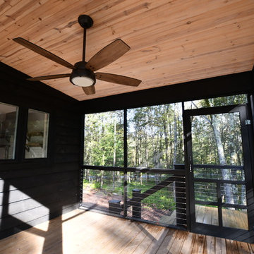 Ranch 33 - Screened-in Porch