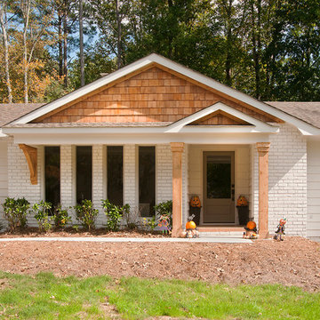 Ranch Home Portico - Contemporary