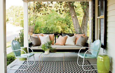 Dream Spaces: Gracious, Spacious Front Porches