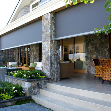 Retractable screens bring outdoor living - Okanagan style