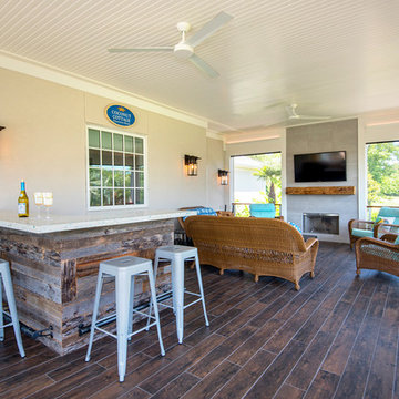 Robin Rooke Way Screened Porch