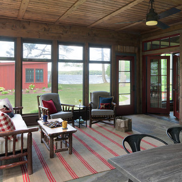 Round Lake Lodge