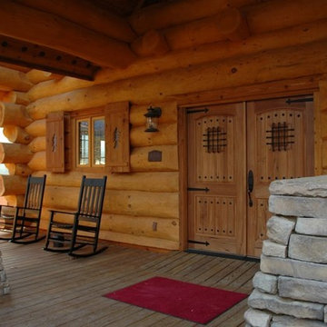 Round Log Home
