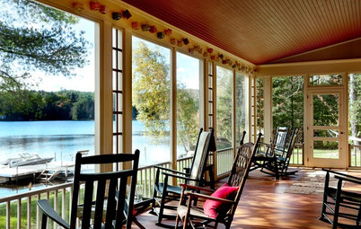 Houzz Tour: A Peaceful Lake House Rises From the Rubble
