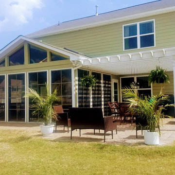 Screened Porch with attached pergola