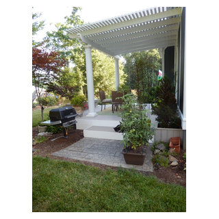 Slate Gray Azek Deck with Bench Stairs and Seats - Clásico - Porche ...