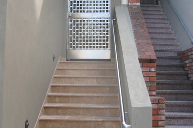 サンフランシスコにあるコンテンポラリースタイルのおしゃれな階段の写真